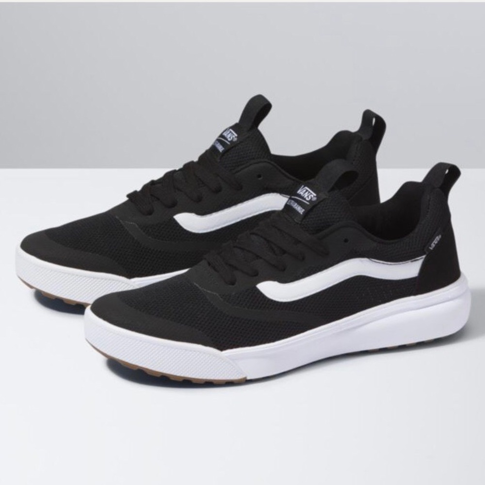 VAns UltraRange Rapidweld Sneakers